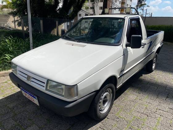 FIAT FIORINO 1.5 MPI TREKKING PICK-UP CS 8V GASOLINA 2P MANUAL FIAT FIORINO 1.5 MPI TREKKING PICK-UP CS 8V GASOLINA 2P MANUAL